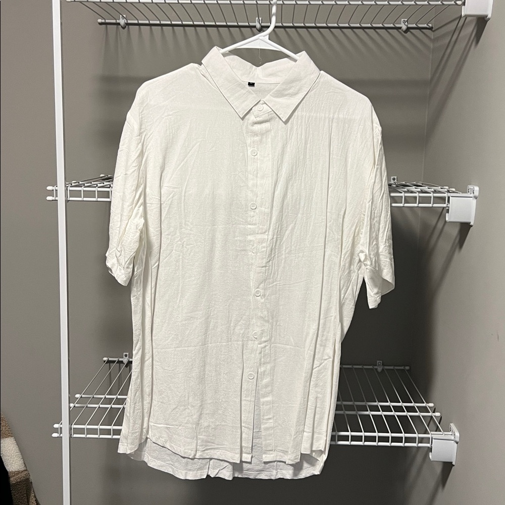 SHEIN White Short Sleeve Button-Up Beach Shirt Size Large